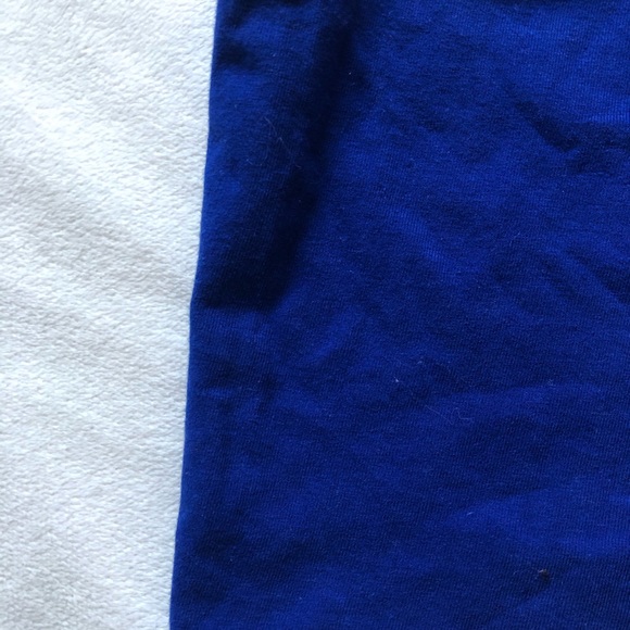 Cropped blue halter top - Picture 2 of 2